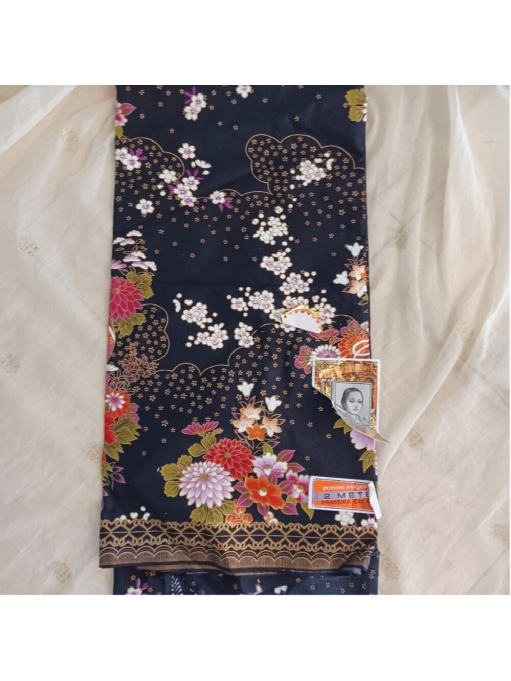 2 Meters ratina Dewi fabric original Indonesia